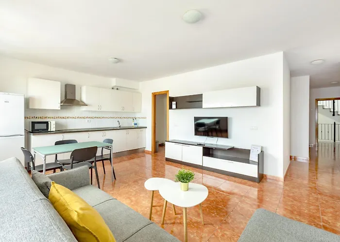 Brisa Marina: Amplio Y Luminoso Con Vistas Al Mar *